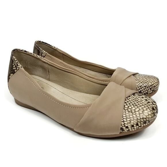 Baretraps Mitsy Women's Tan Snakeskin Print Ballet Flats Neutral Size 9 - Picture 1 of 7